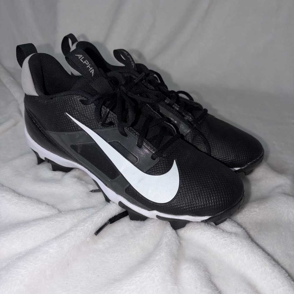 Men's Nike Alpha Menace 4 Shark Football Cleats #FN0028-001 Size 9.5 EUC